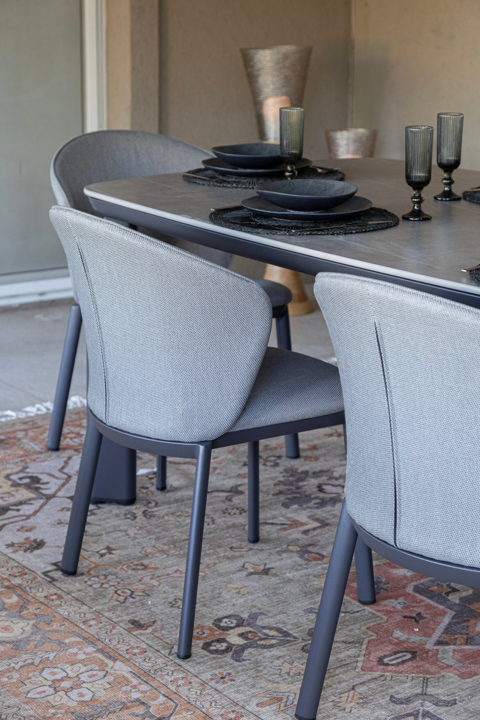 Mesa comedor de exterior Oliver gris - Image 2