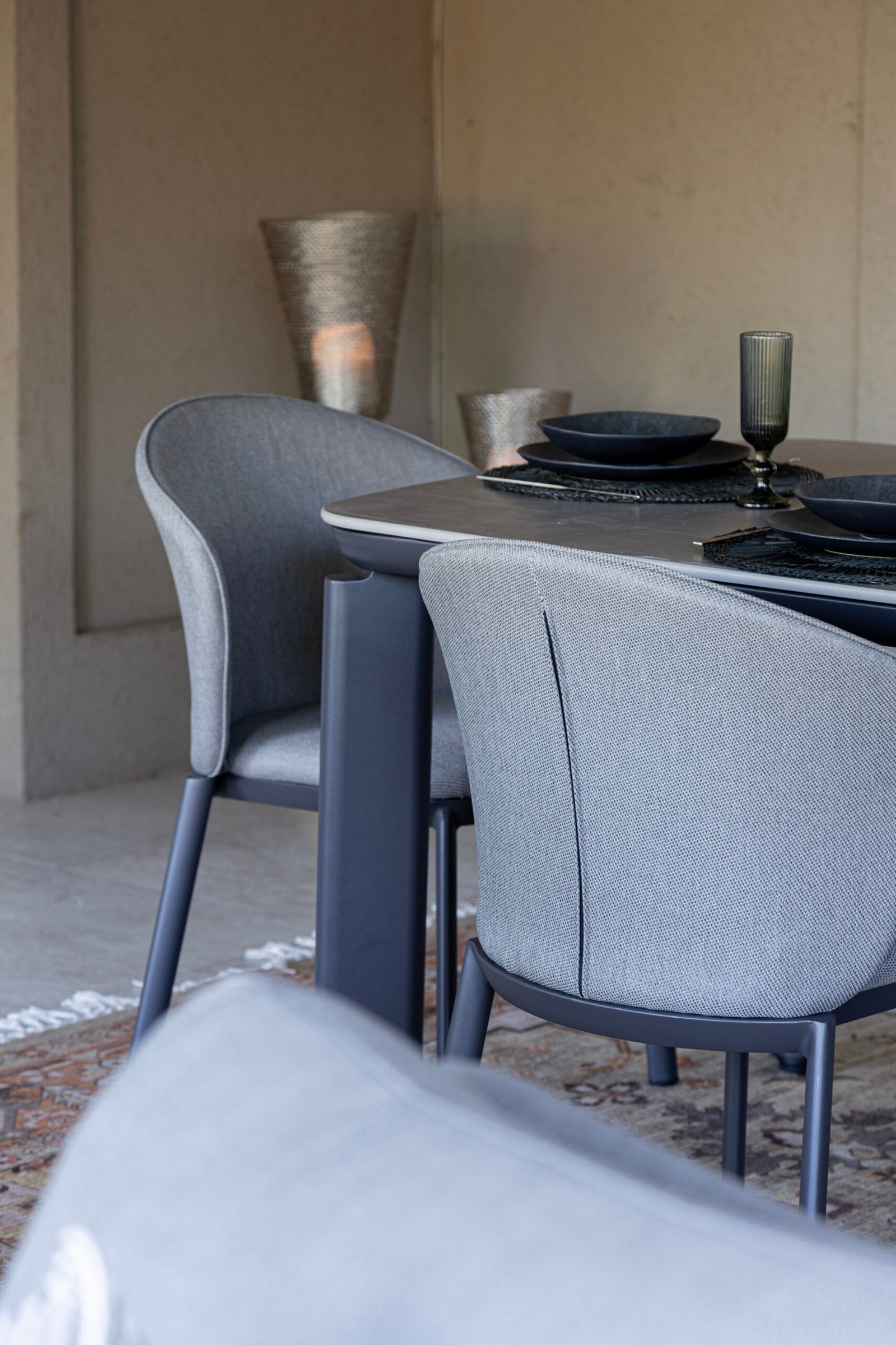 Mesa comedor de exterior Oliver gris - Image 4