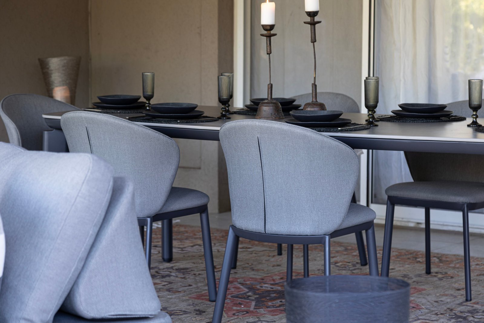 Mesa comedor de exterior Oliver gris - Image 6